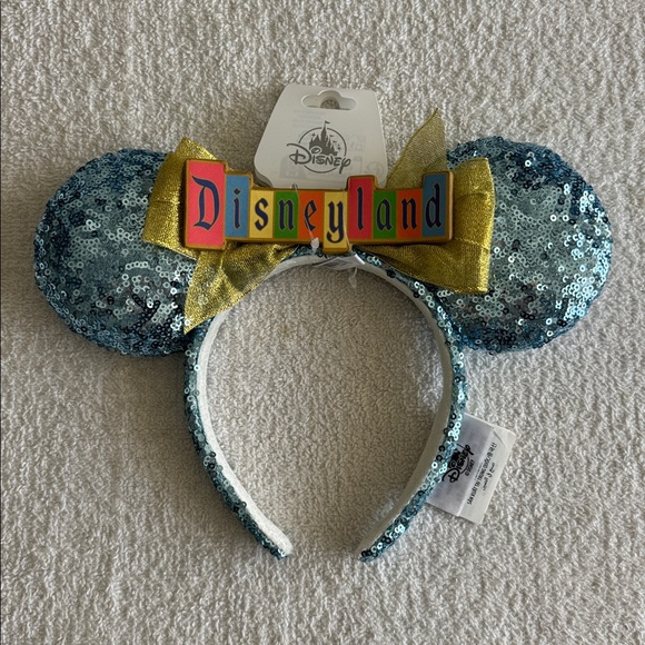 Disney Other - Disney Disneyland Marquee Sequin Ears Headband